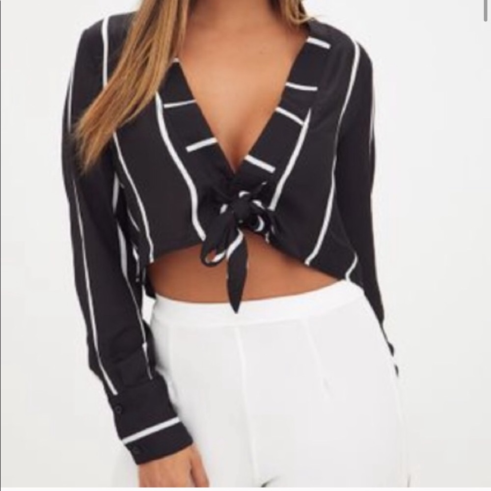 PRETTY LITTLE THING NWT BLK/WHT  STRIPE TIE TOP 2